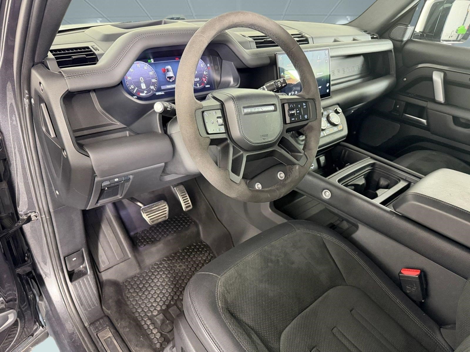 Defender 110 Carpathian Edition SUV
