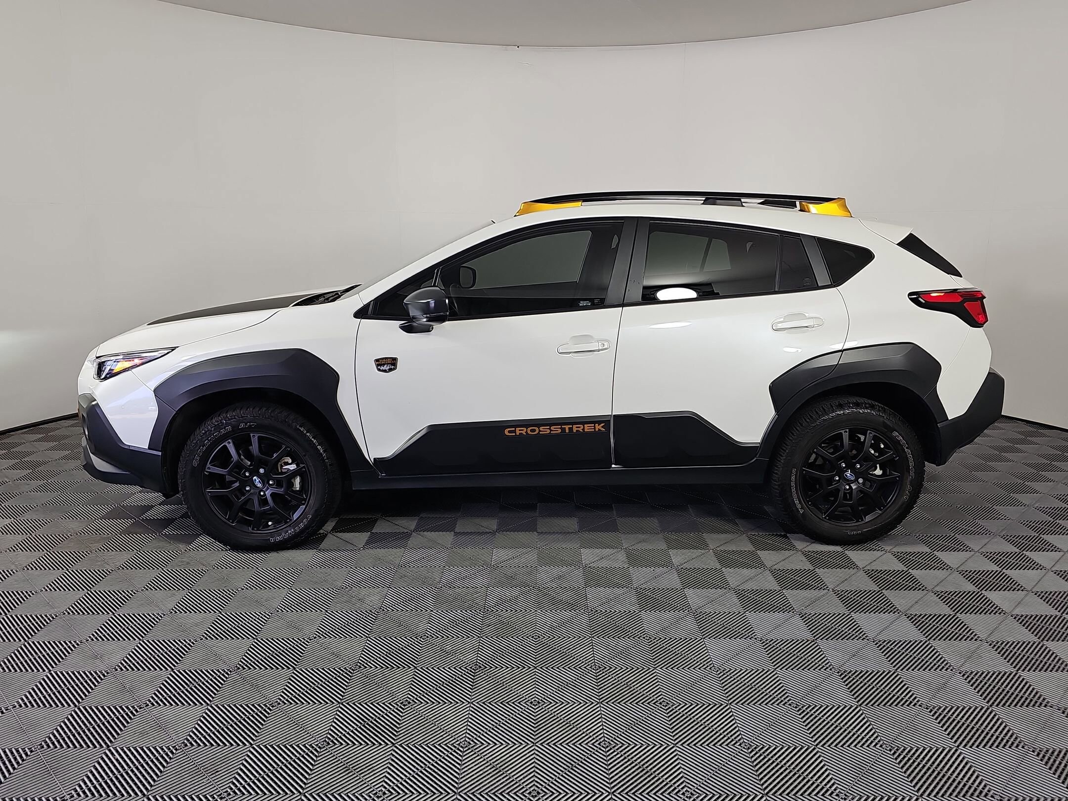 2024 Subaru Crosstrek Wilderness photo 2