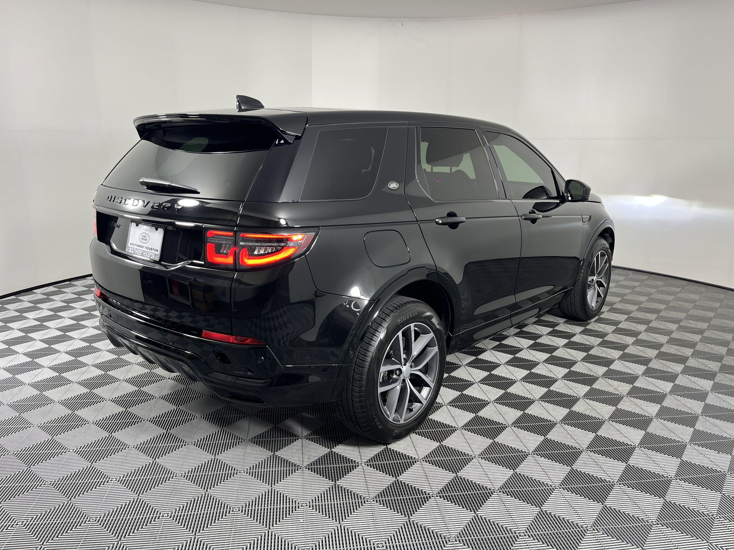 Certified 2024 Land Rover Discovery Sport Dynamic SE with VIN SALCL2FX8RH347216 for sale in Houston, TX