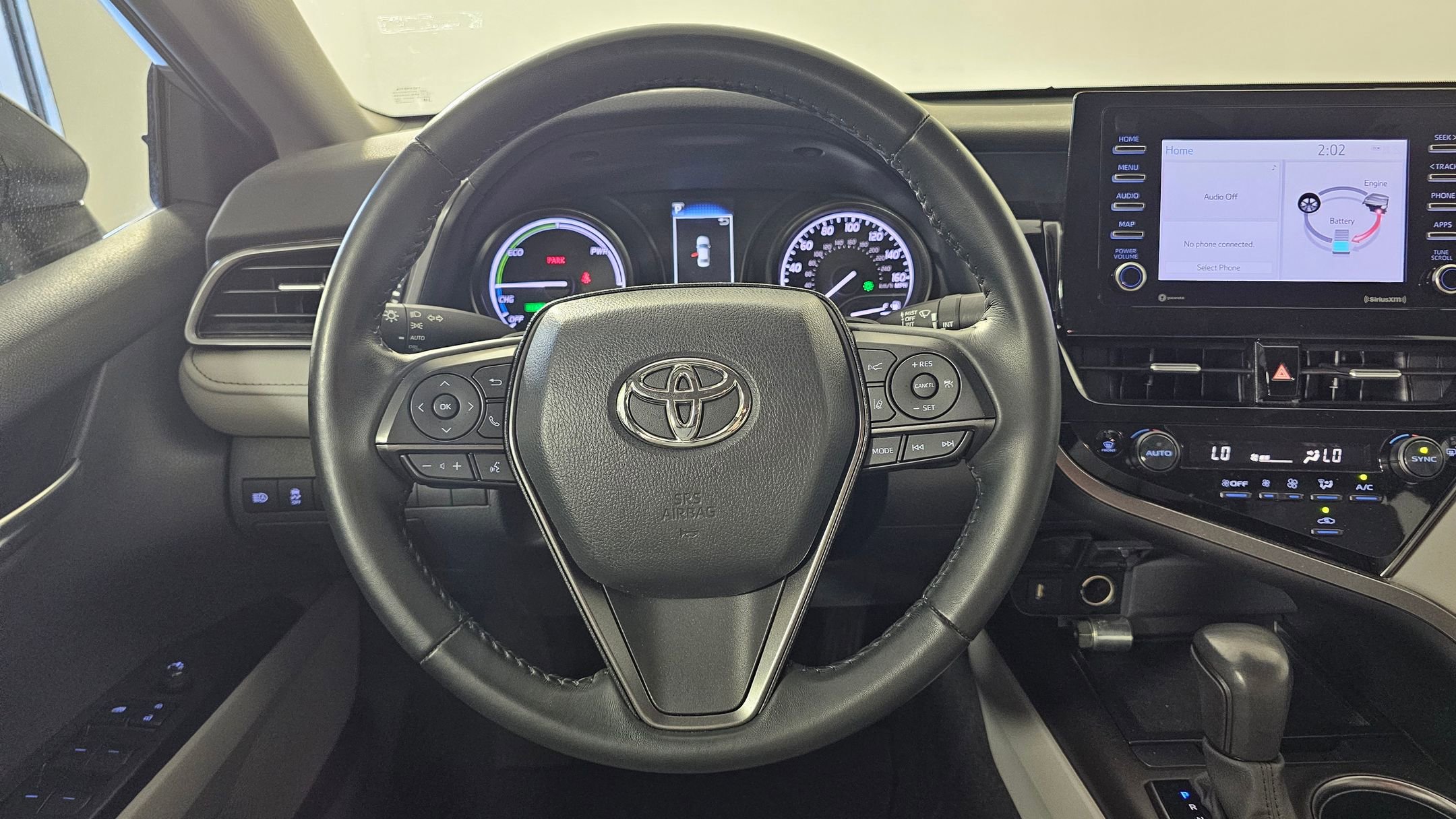 2023 Toyota Camry Hybrid SE photo 4