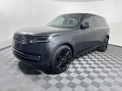 2025 Land Rover Range Rover P400 SE 7 Seat SUV