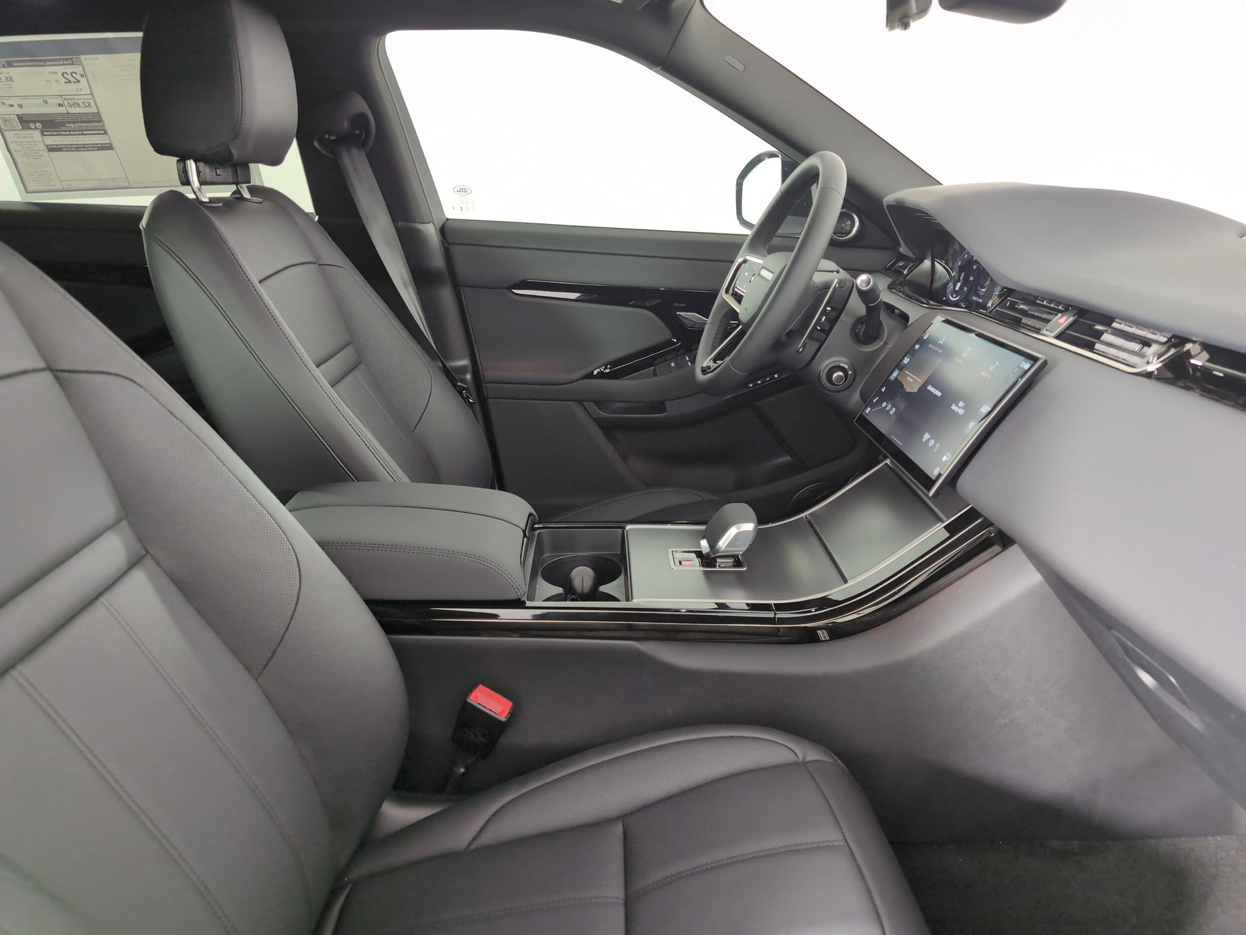 2026 Land Rover Range Rover Evoque S photo 3
