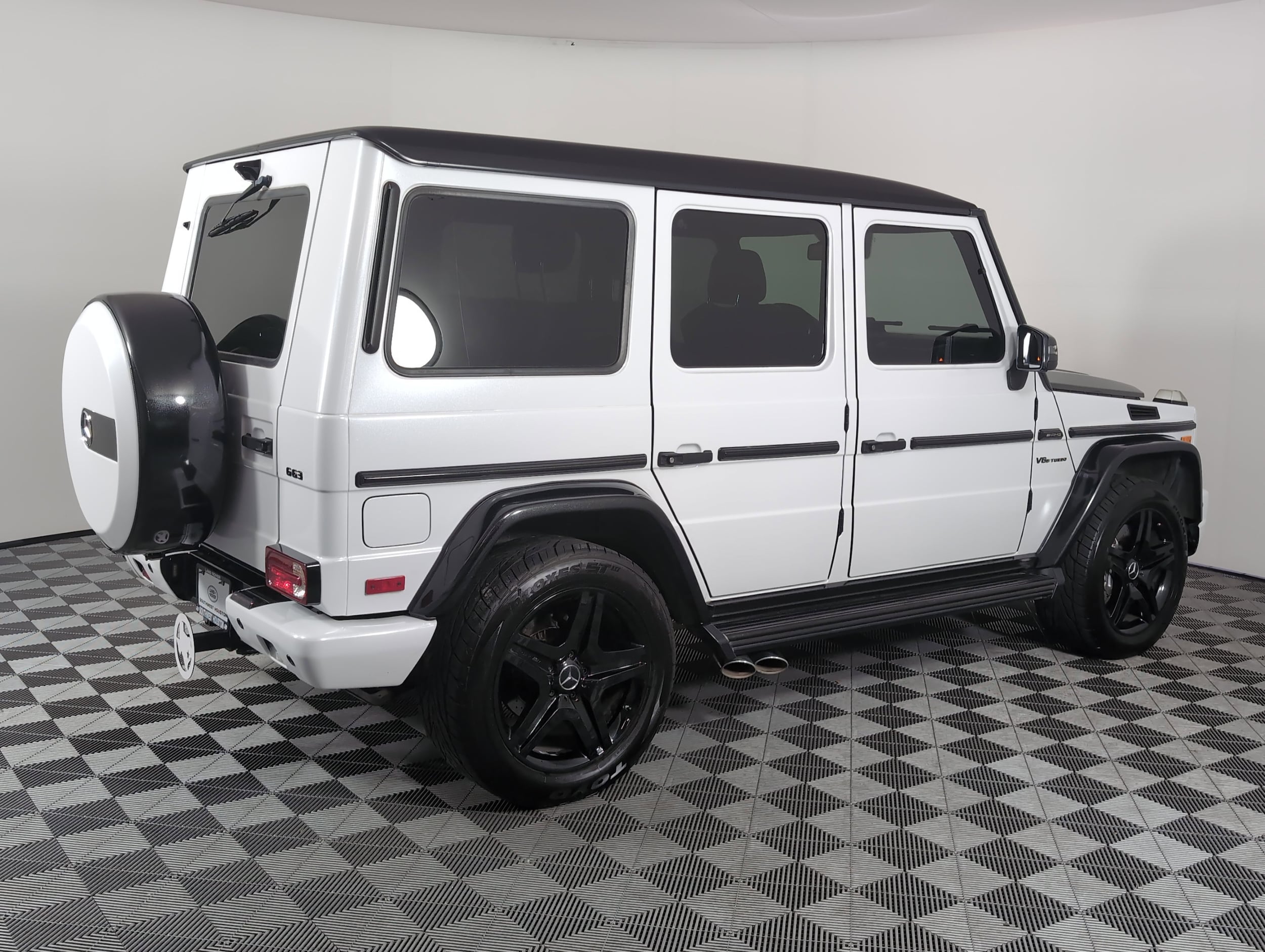 Used 2017 Mercedes-Benz G-Class AMG G63 with VIN WDCYC7DF1HX274614 for sale in Houston, TX