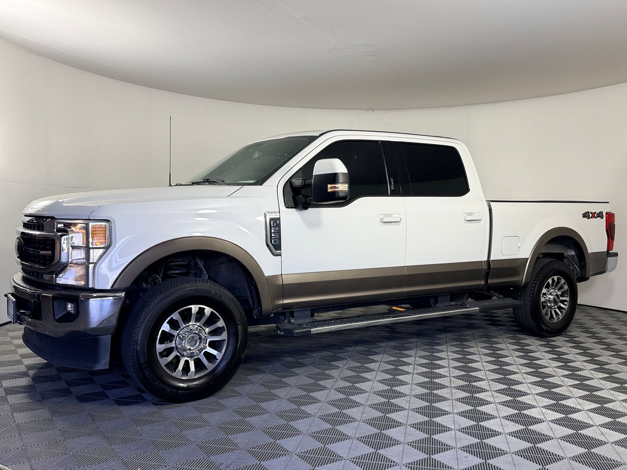 2022 Ford F-250 Super Duty Lariat's photo