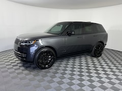 2026 Land Rover Range Rover P530 SE SUV