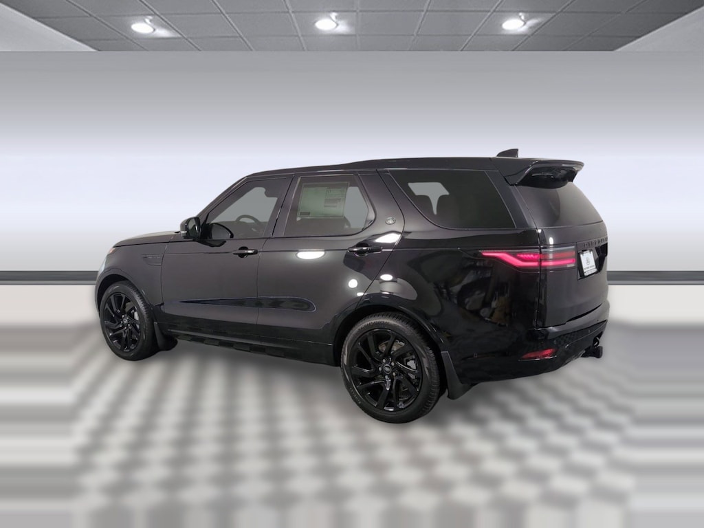 Certified 2025 Land Rover Discovery Dynamic SE SUV