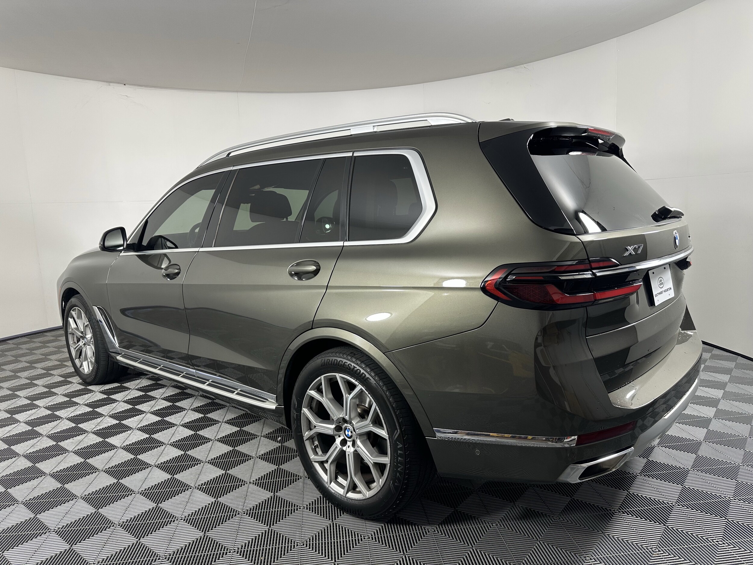 2023 Bmw X7 xDrive40i photo 2
