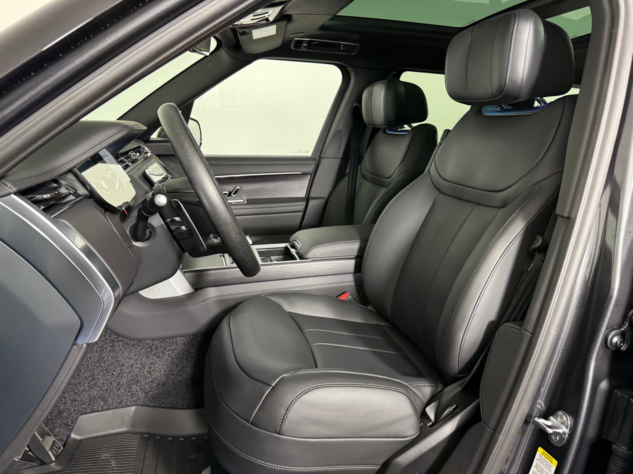 2025 Land Rover Range Rover Autobiography photo 4