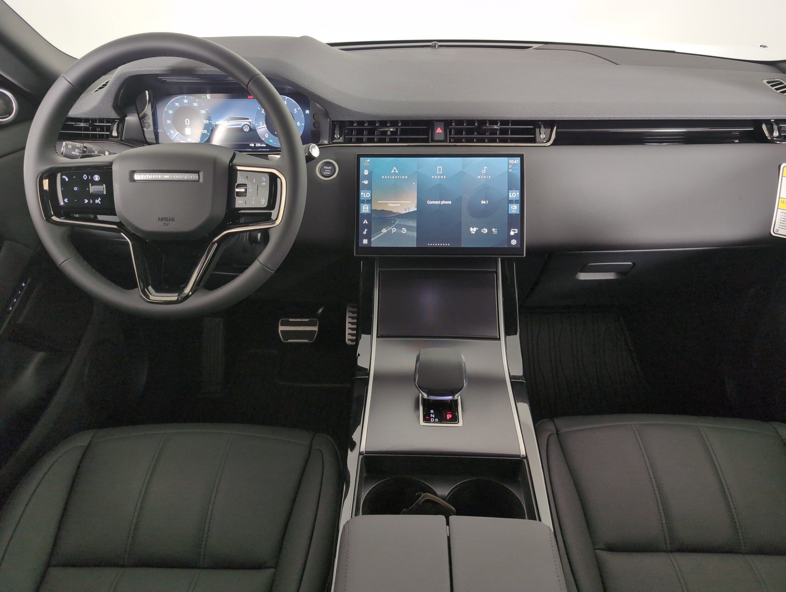 2026 Land Rover Range Rover Evoque Dynamic SE photo 4