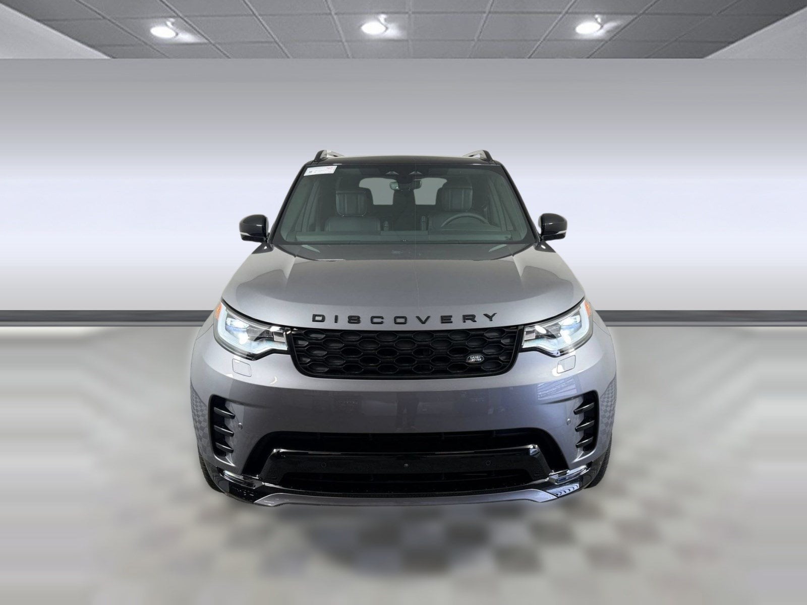 Discovery Dynamic SE SUV