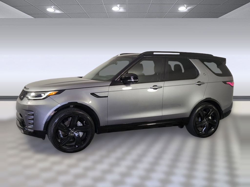 Certified 2025 Land Rover Discovery Dynamic SE SUV