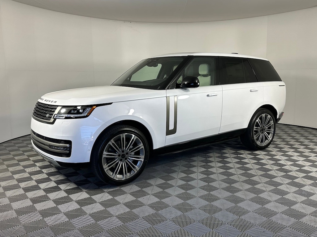 New 2026 Land Rover Range Rover P400 SE SUV