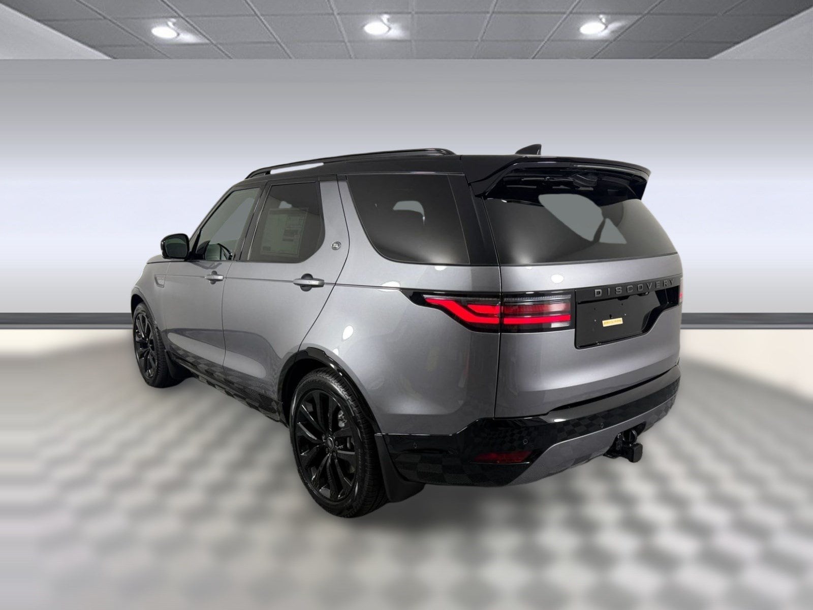 Discovery Dynamic SE SUV