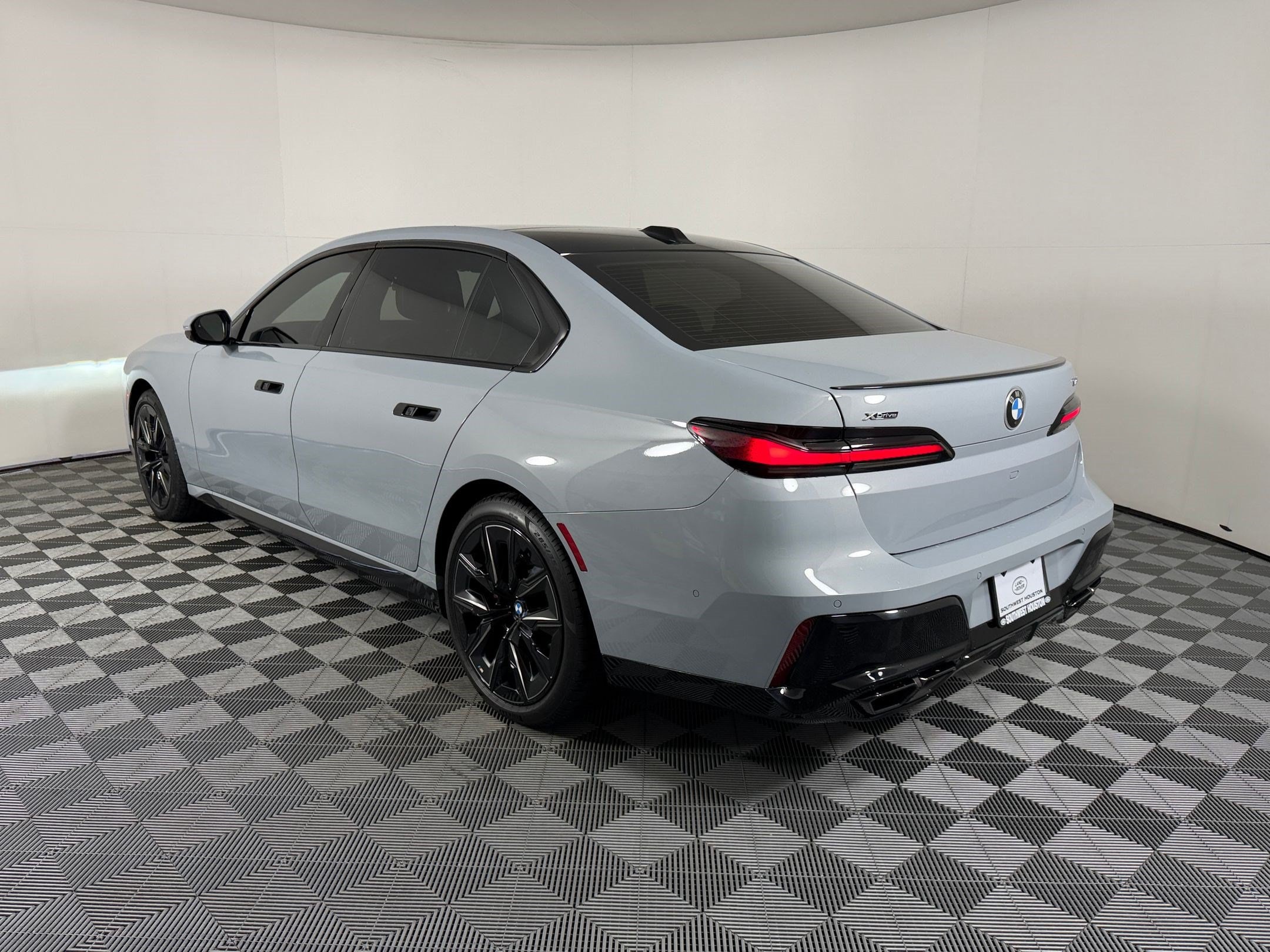 7 Series 760i XDrive Sedan