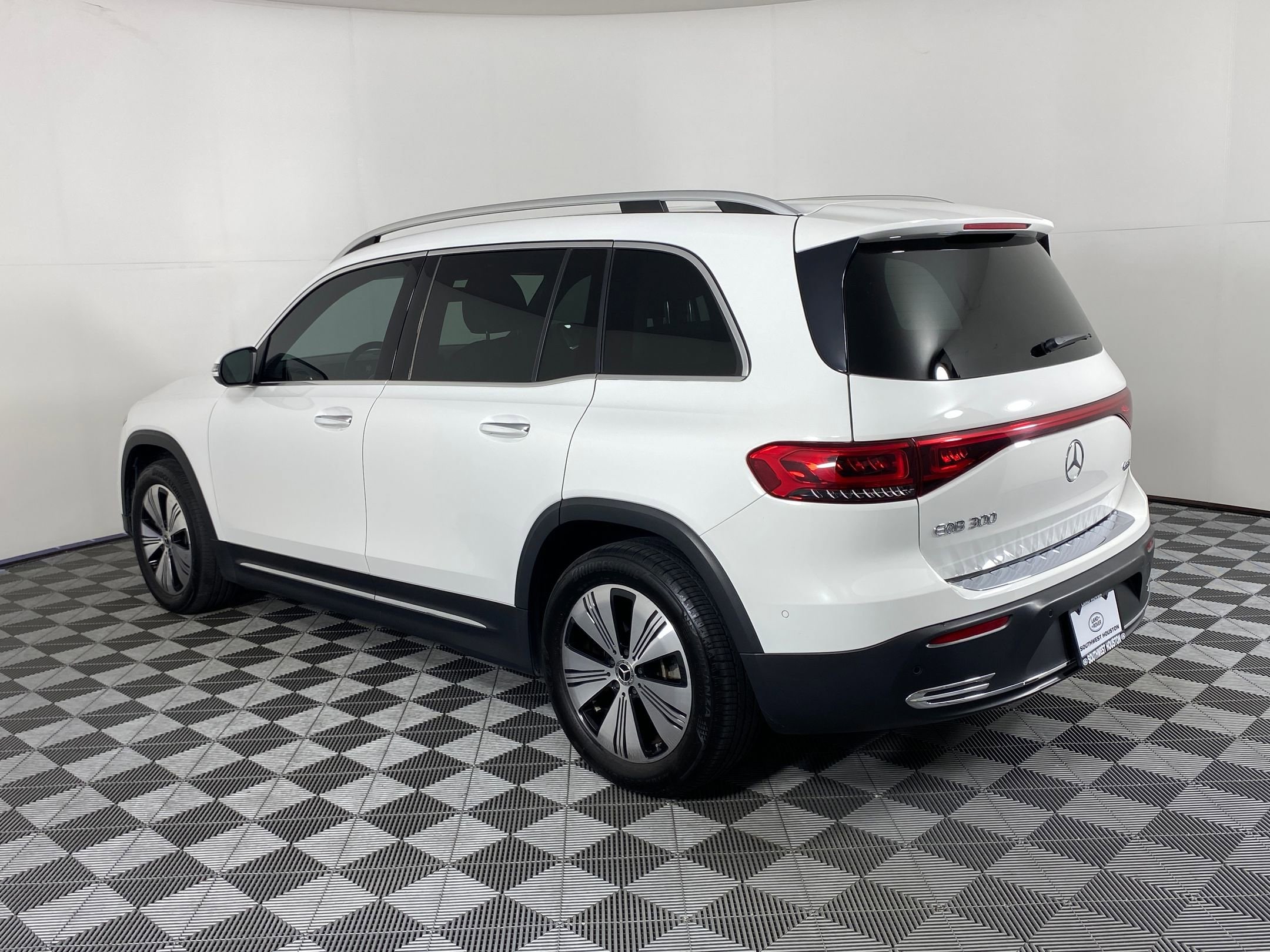 Used 2023 Mercedes-Benz EQB Base with VIN W1N9M0KB5PN055432 for sale in Houston, TX