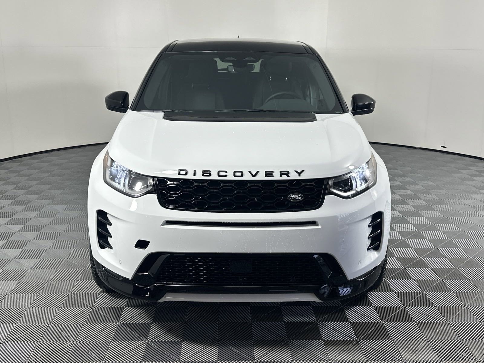 Certified 2024 Land Rover Discovery Sport Dynamic SE with VIN SALCL2FX4RH346063 for sale in Houston, TX