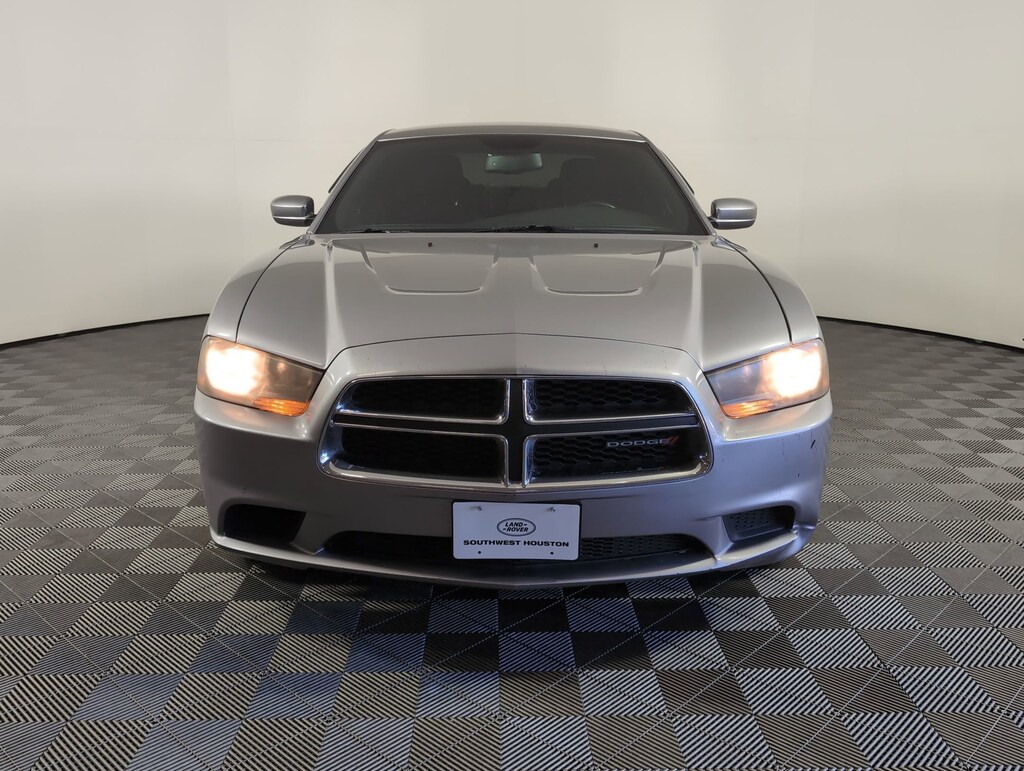 Used 2014 Dodge Charger SE Sedan