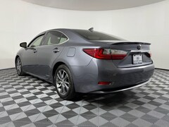 Used 2016 LEXUS ES 300h Hybrid Sedan for sale in Houston
