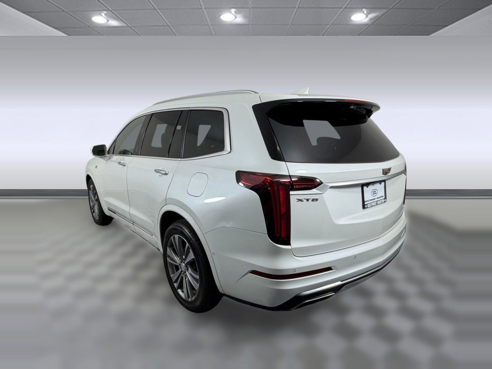 XT6 FWD Premium Luxury SUV