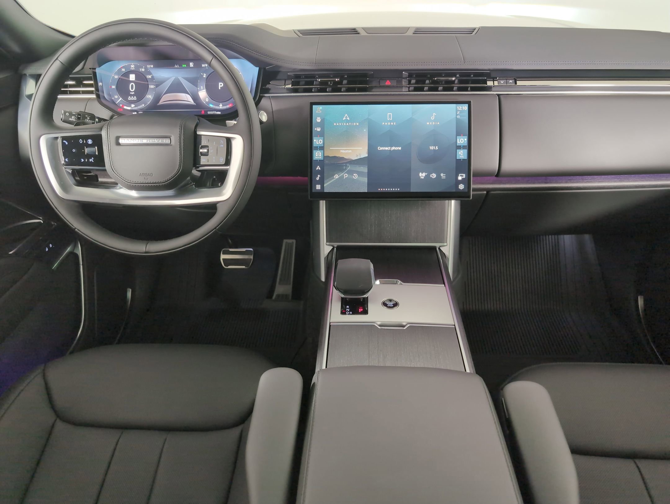2025 Land Rover Range Rover SE photo 4