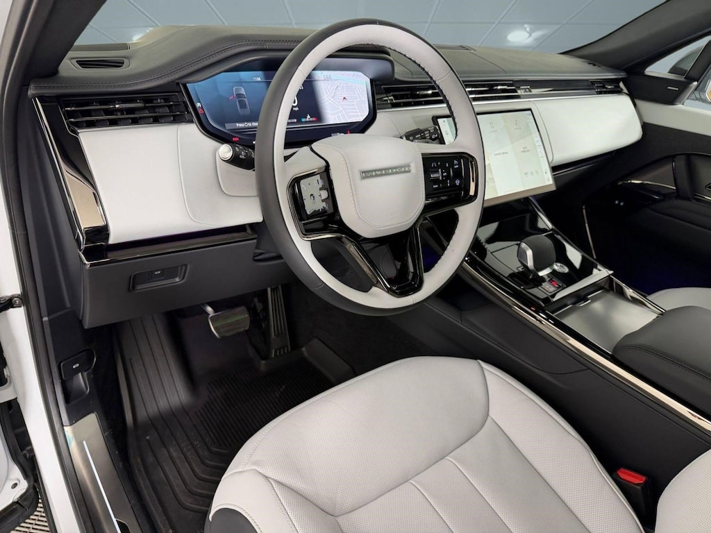 New 2026 Land Rover Range Rover Sport P400 Dynamic SE SUV