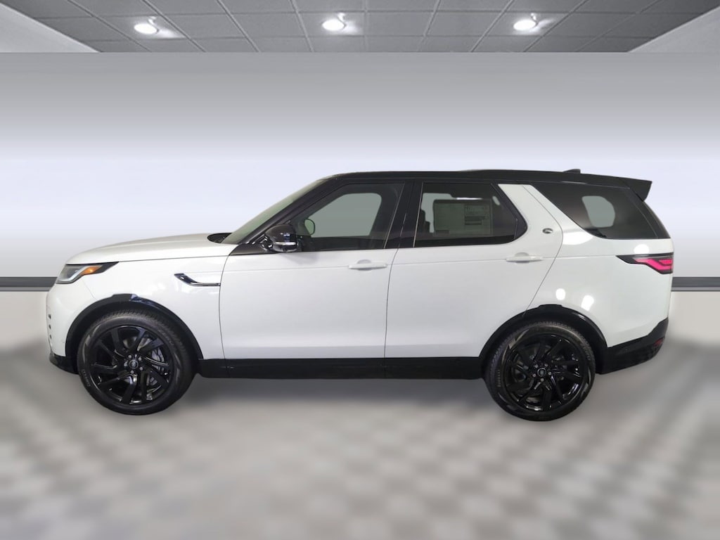 Certified 2025 Land Rover Discovery Dynamic SE SUV