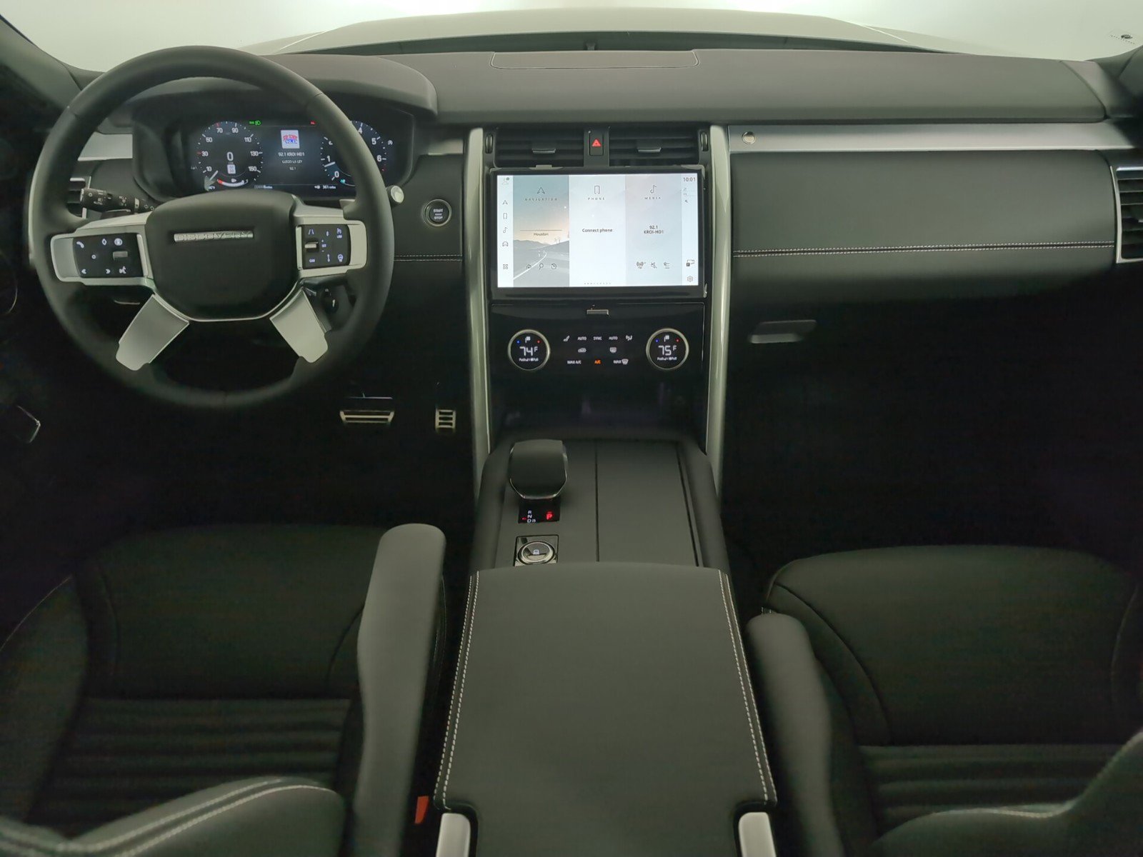 2025 Land Rover Discovery SE photo 4