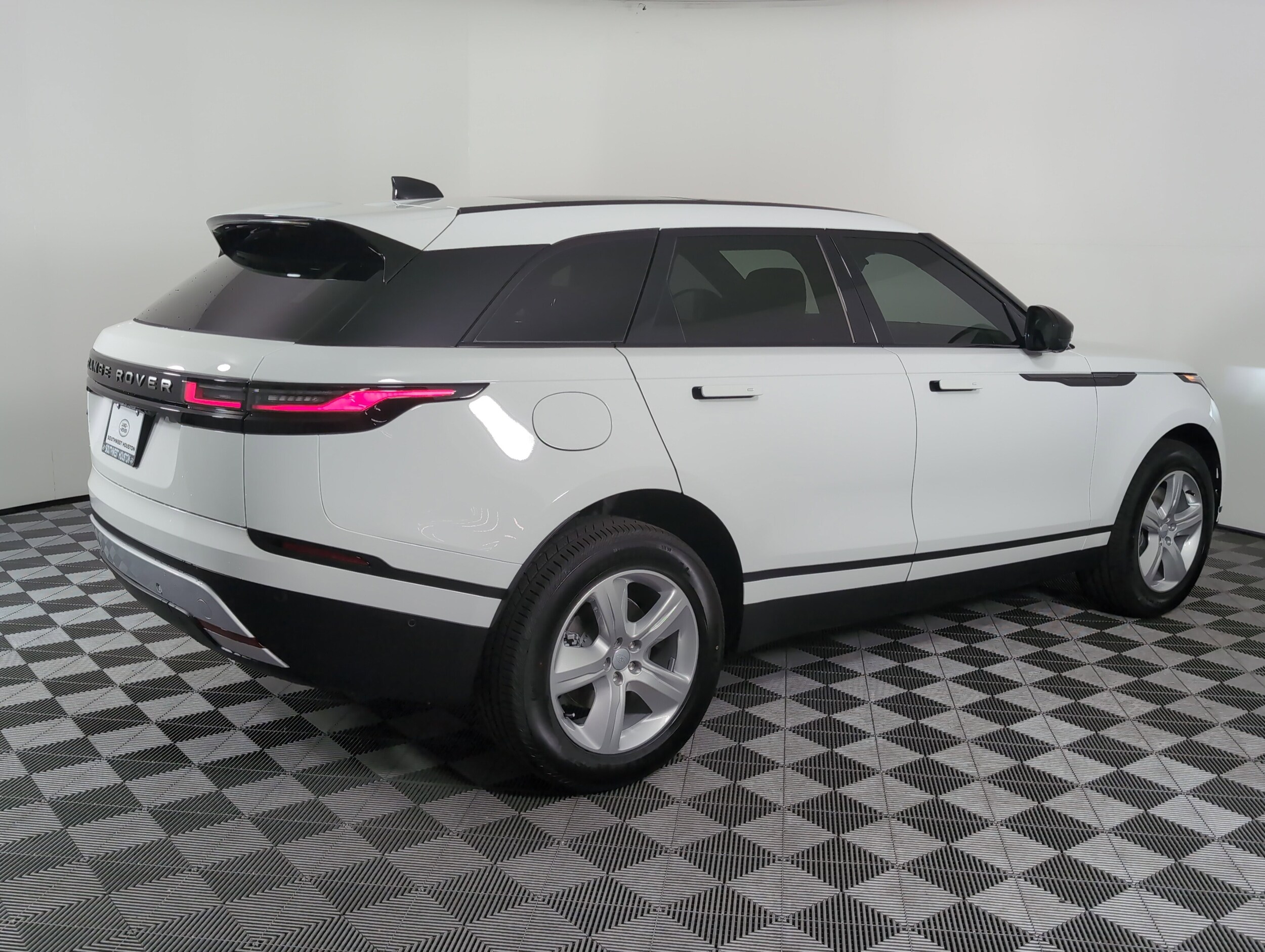 2026 Land Rover Range Rover Velar S photo 2