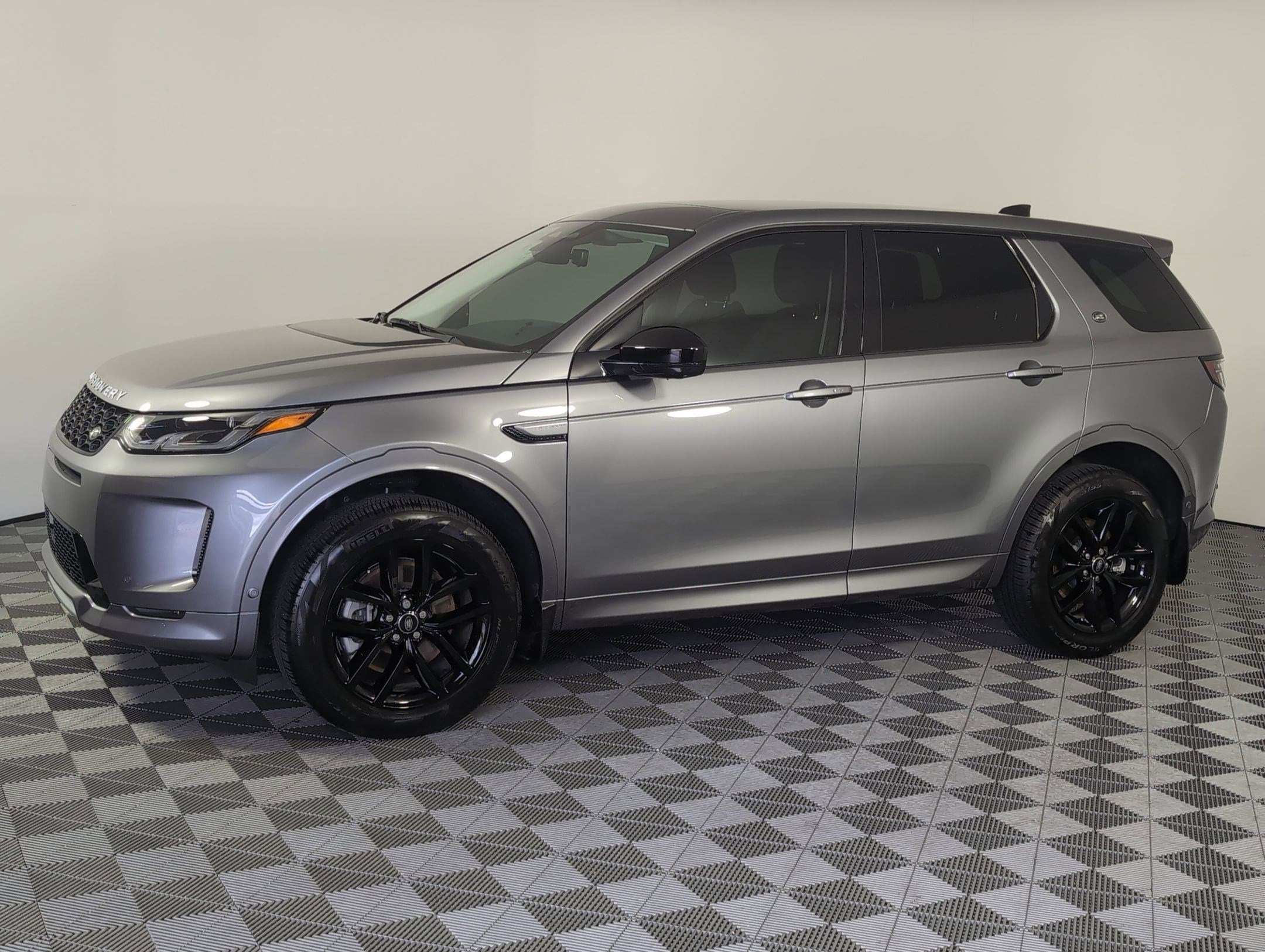 2025 Land Rover Discovery Sport
