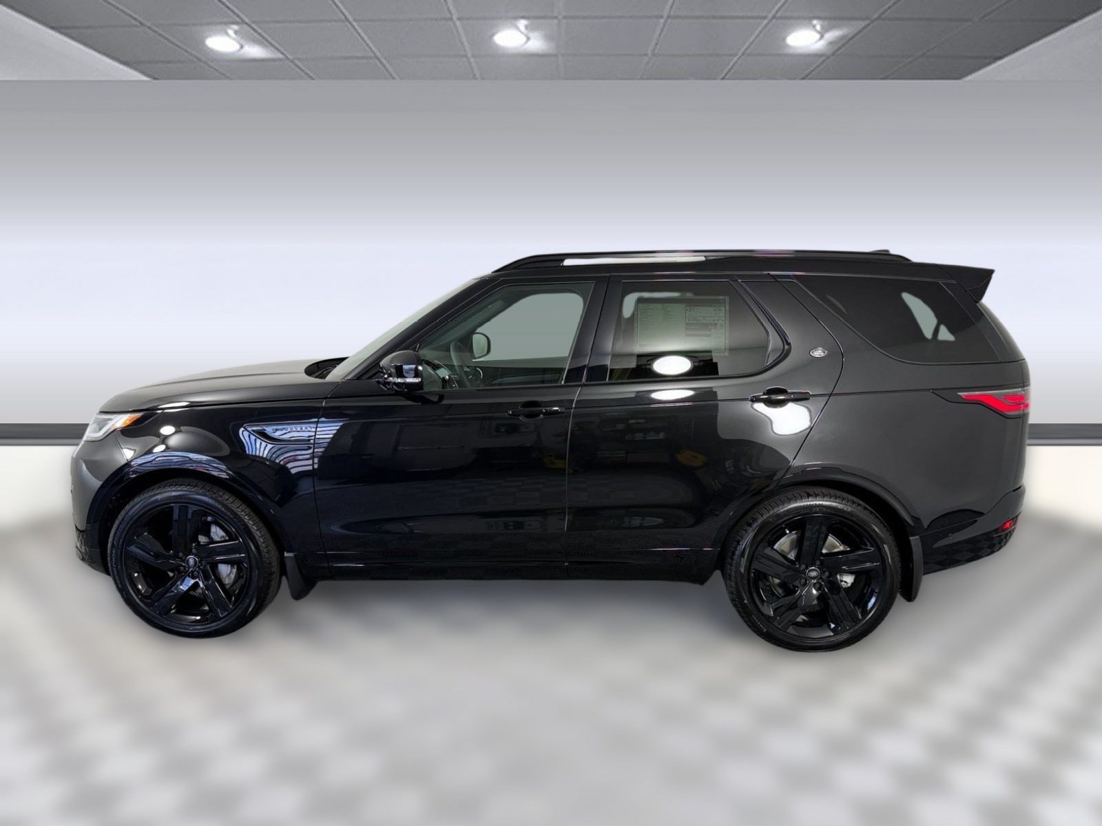 Discovery Dynamic SE SUV