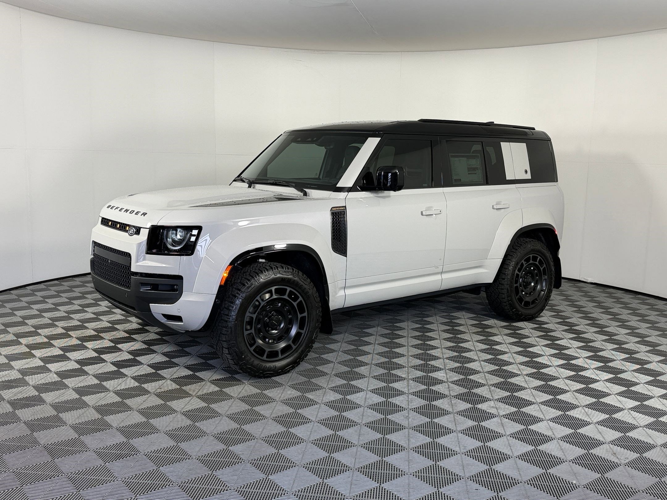 2026 Land Rover Defender