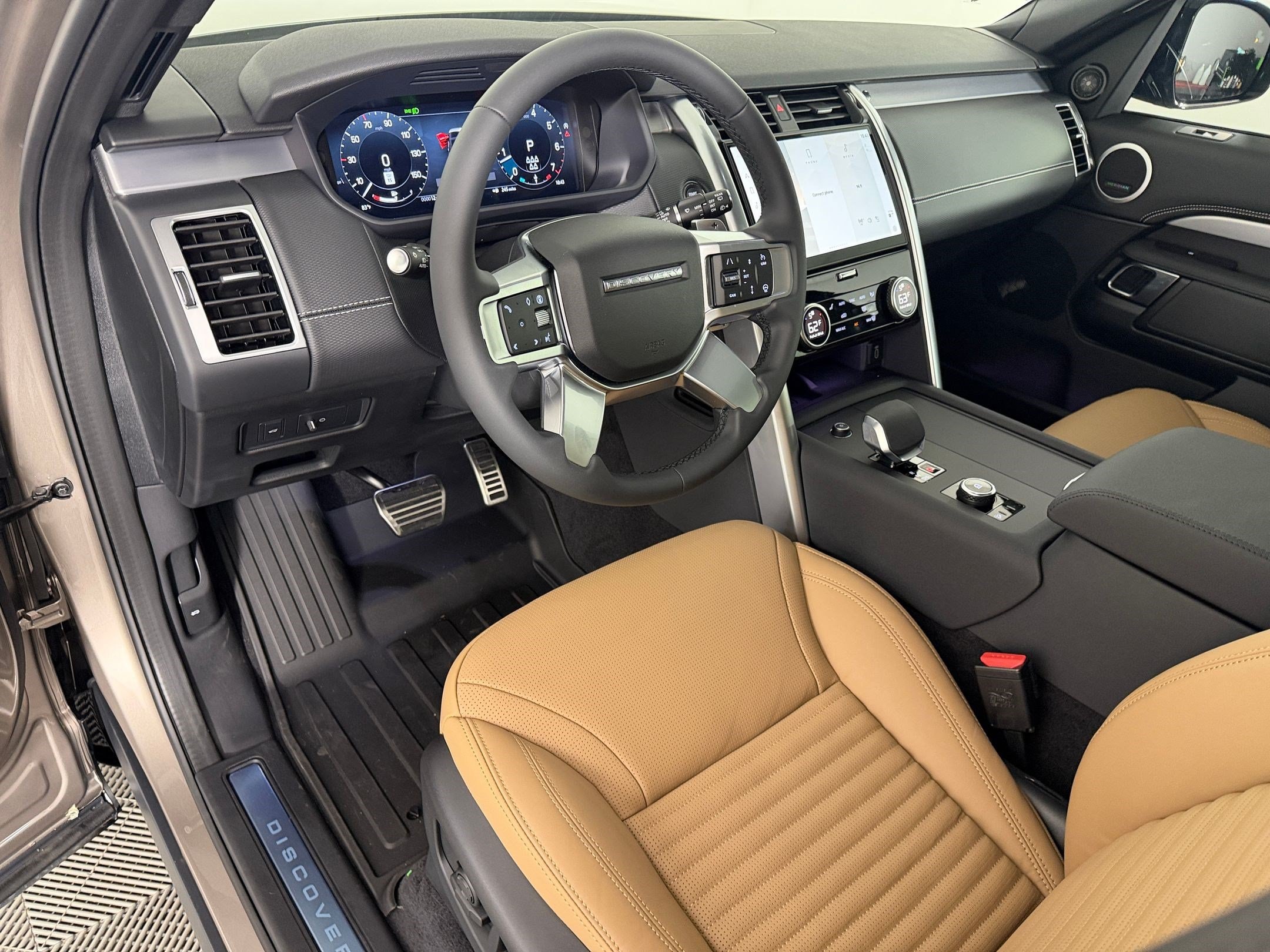 Discovery Dynamic SE SUV