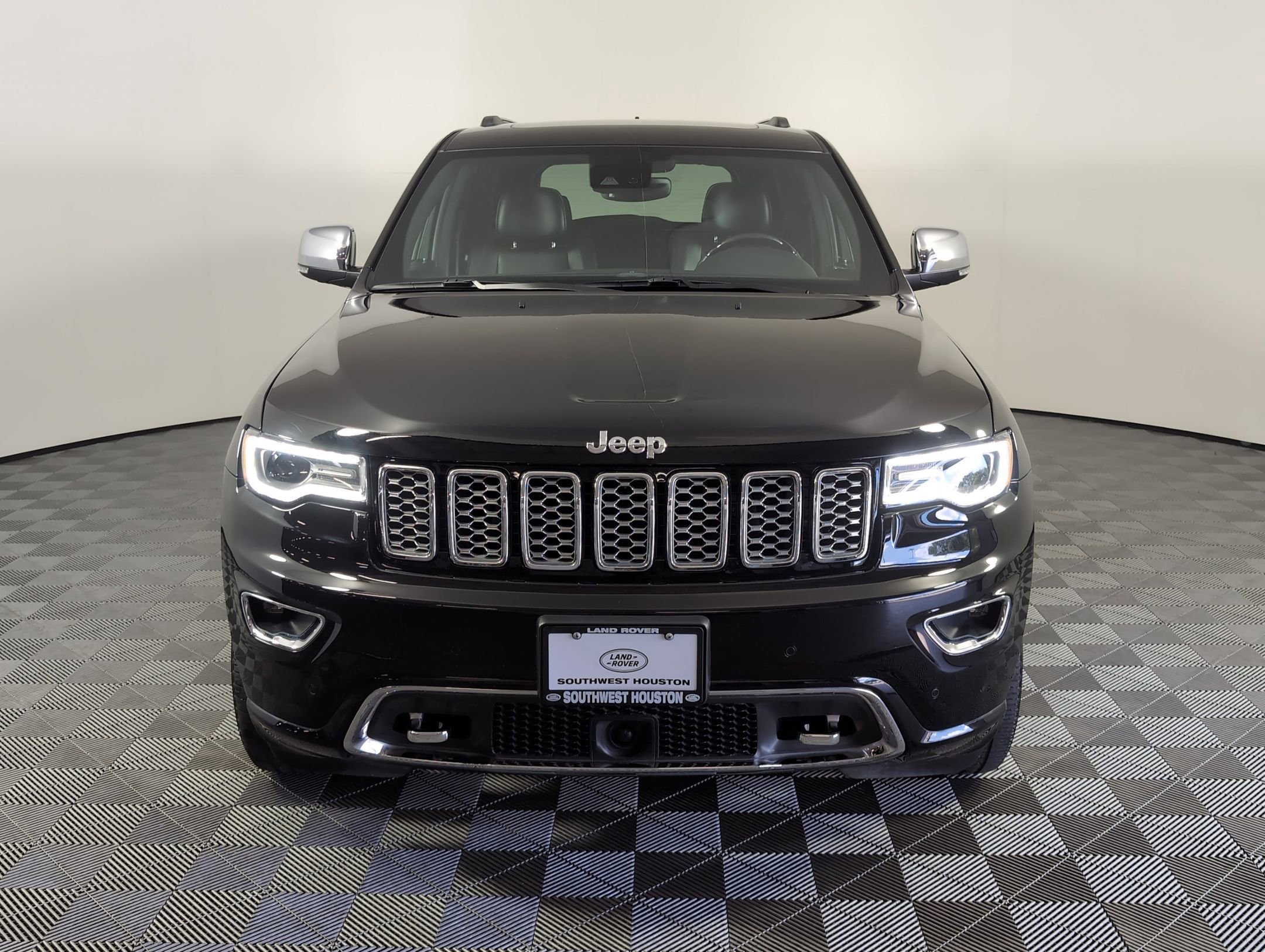 2018 Jeep Grand Cherokee Overland photo 3