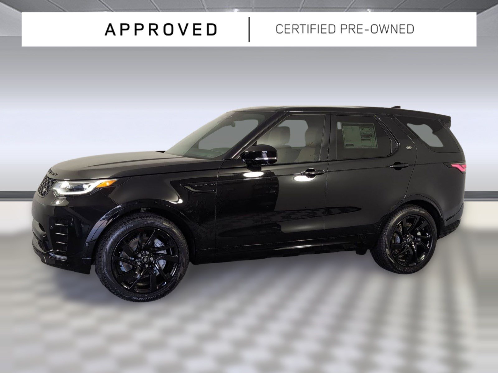 Used 2025 Land Rover Discovery Dynamic SE SUV in Houston