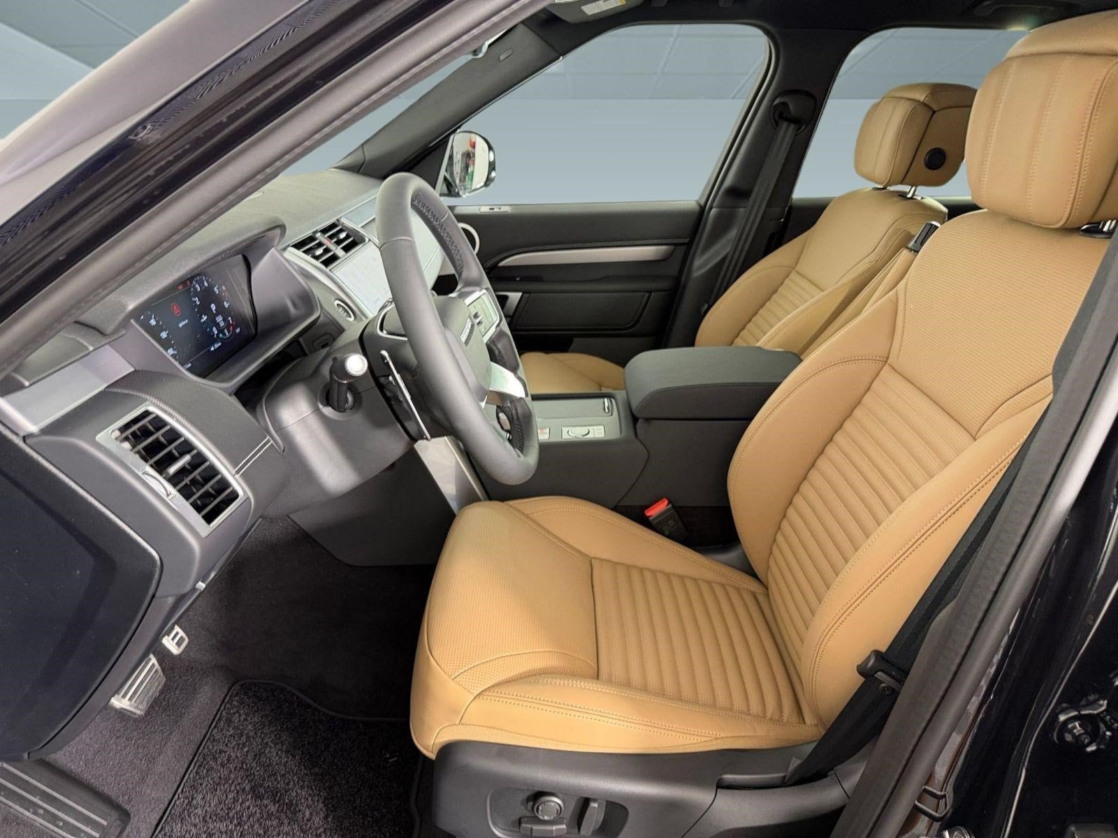 Discovery Dynamic SE SUV