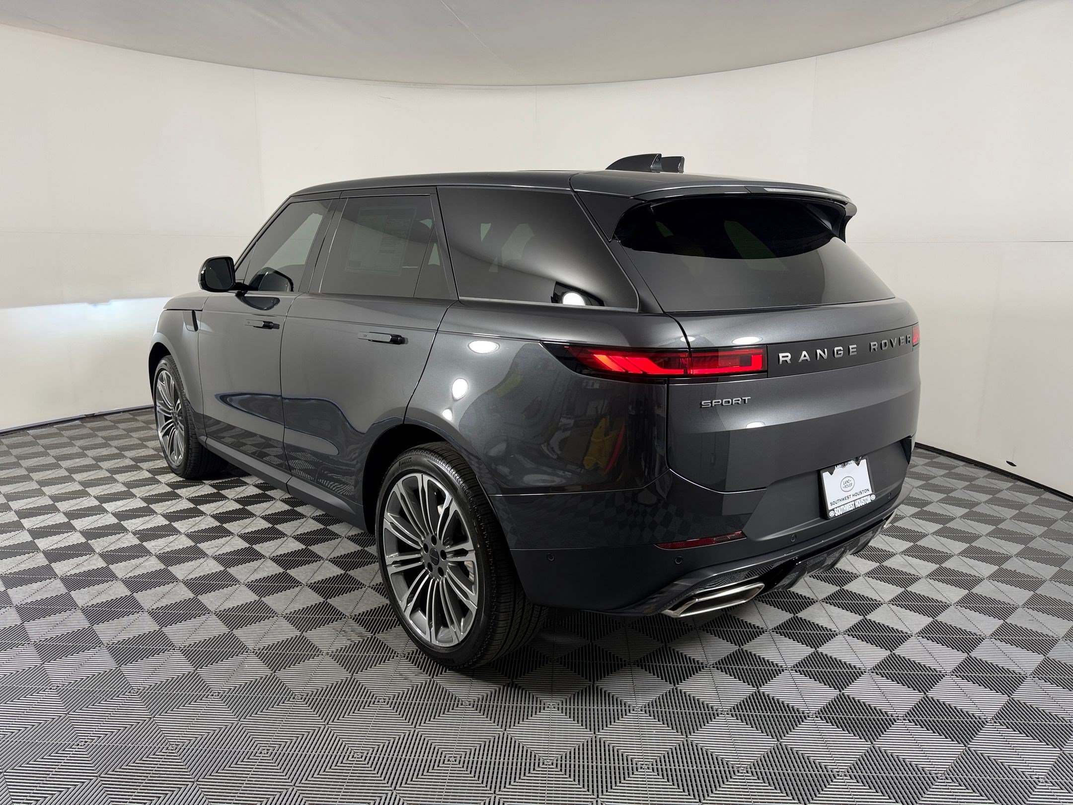 Range Rover Sport P360 SE SUV