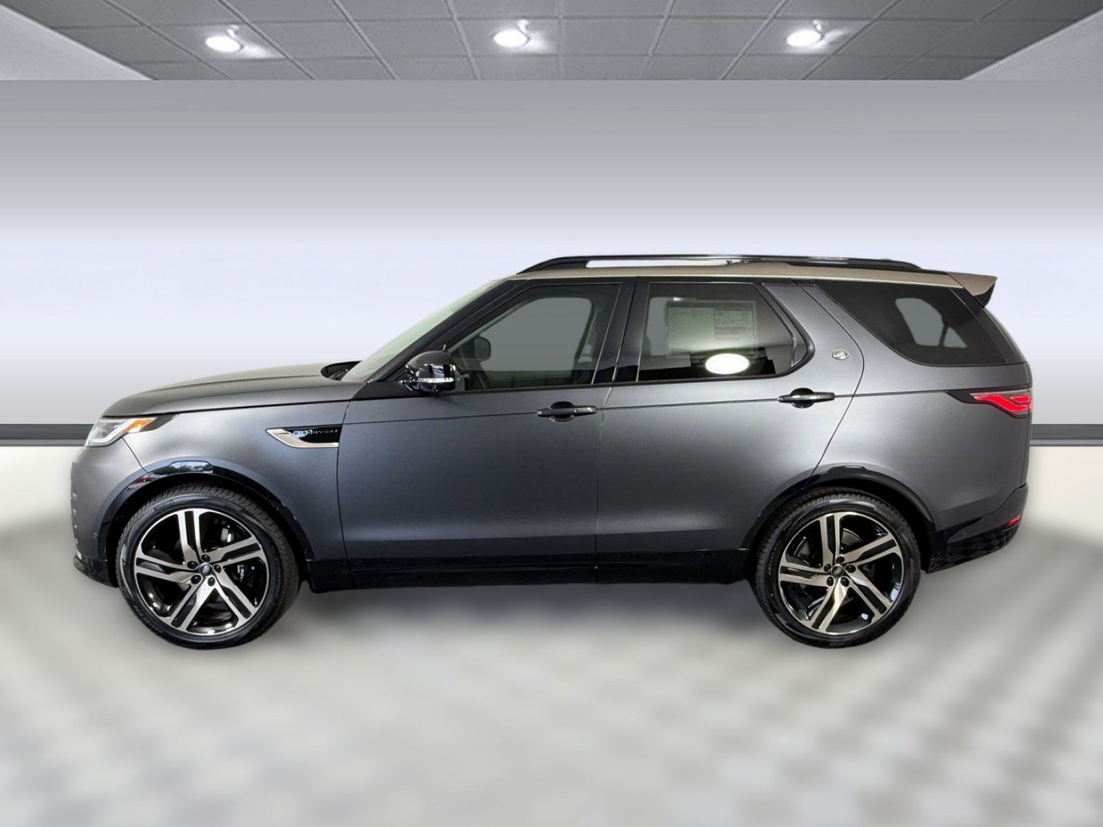 2026 Land Rover Discovery Tempest Edition SUV
