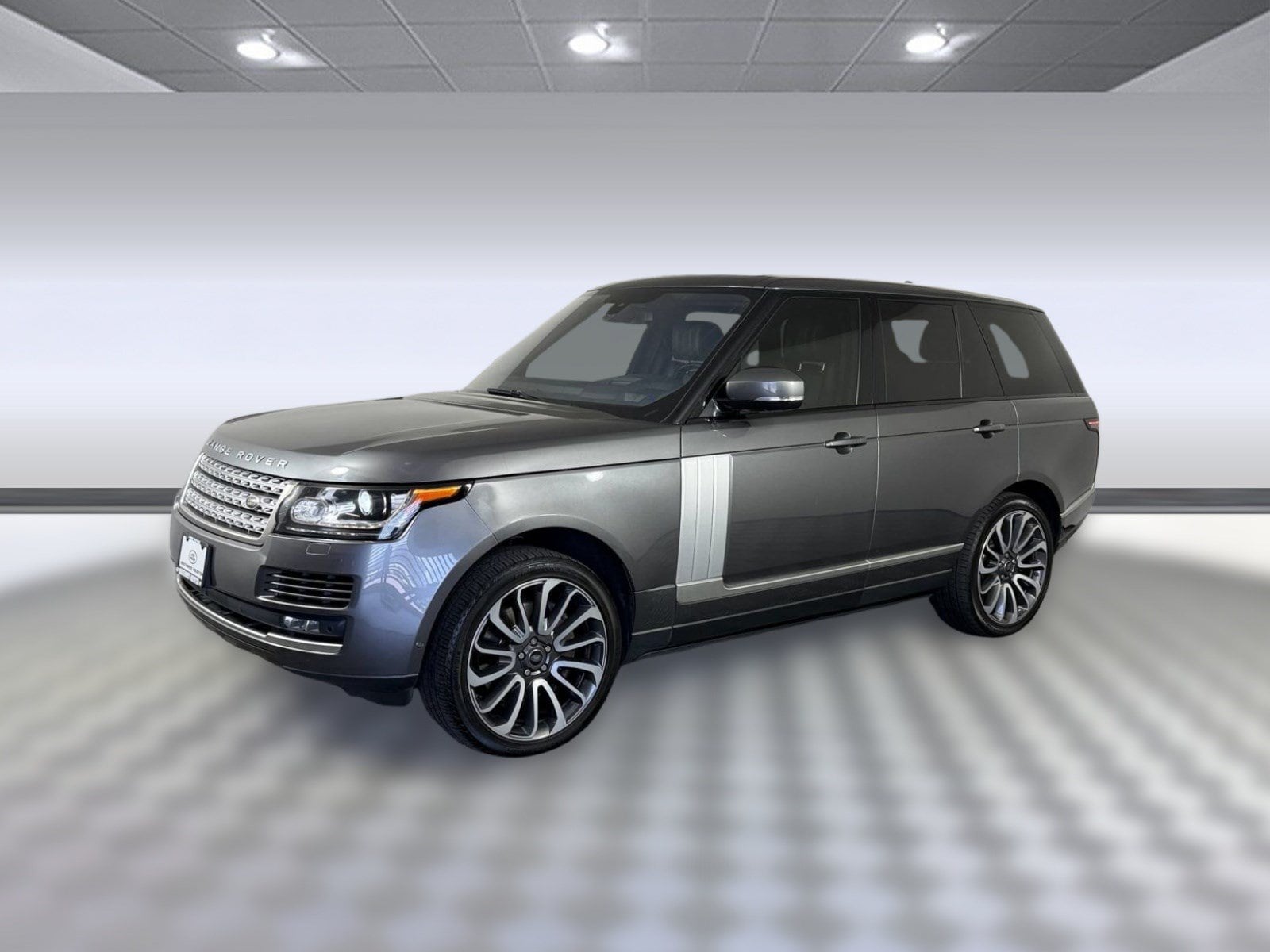 2016 Land Rover Range Rover V8 Supercharged Limited Edition's photo