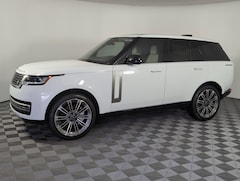 2025 Land Rover Range Rover P530 SE SUV