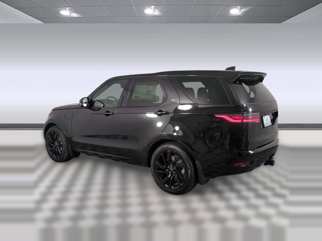 Certified 2025 Land Rover Discovery Dynamic SE SUV