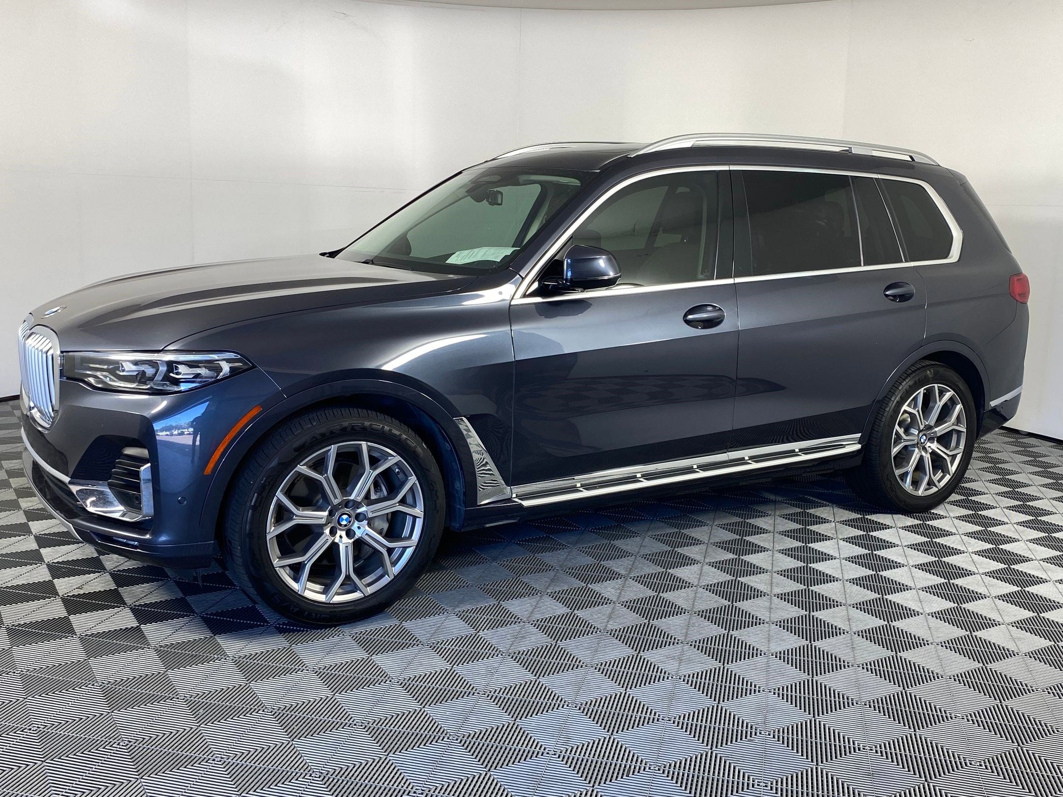 2019 BMW X7 40i
