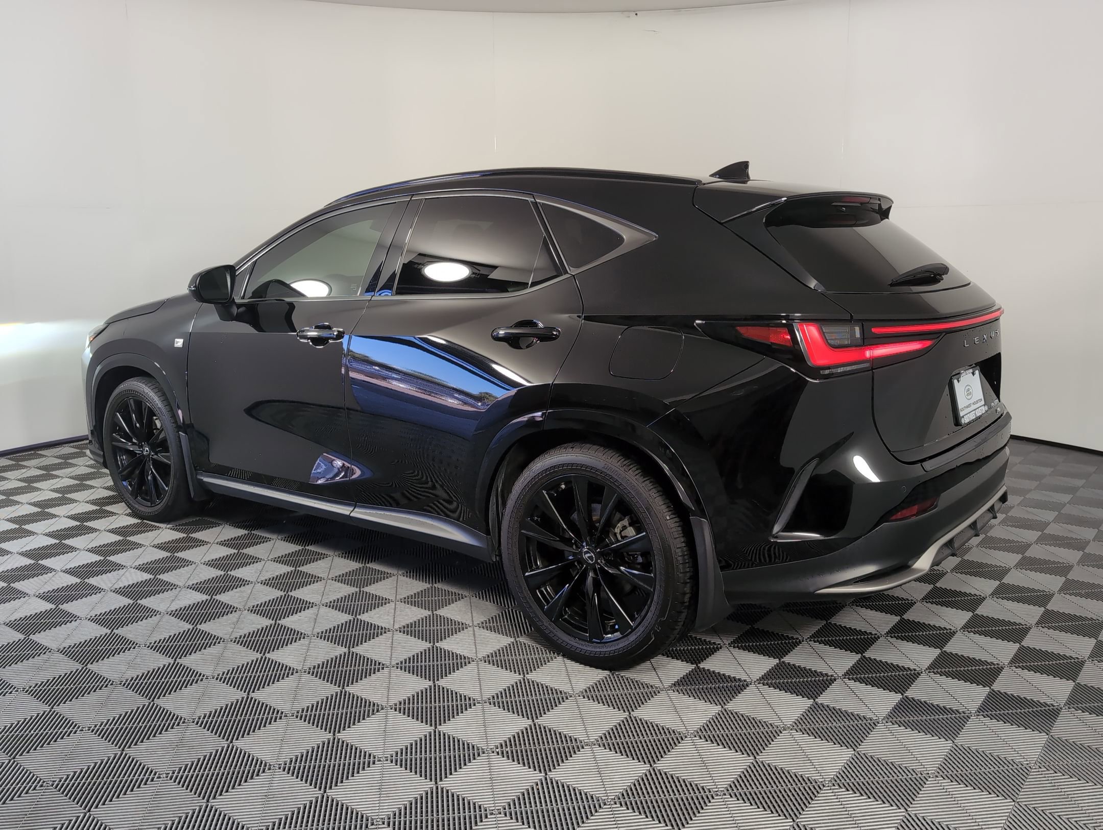 2023 Lexus NX 350 F SPORT Handling photo 3