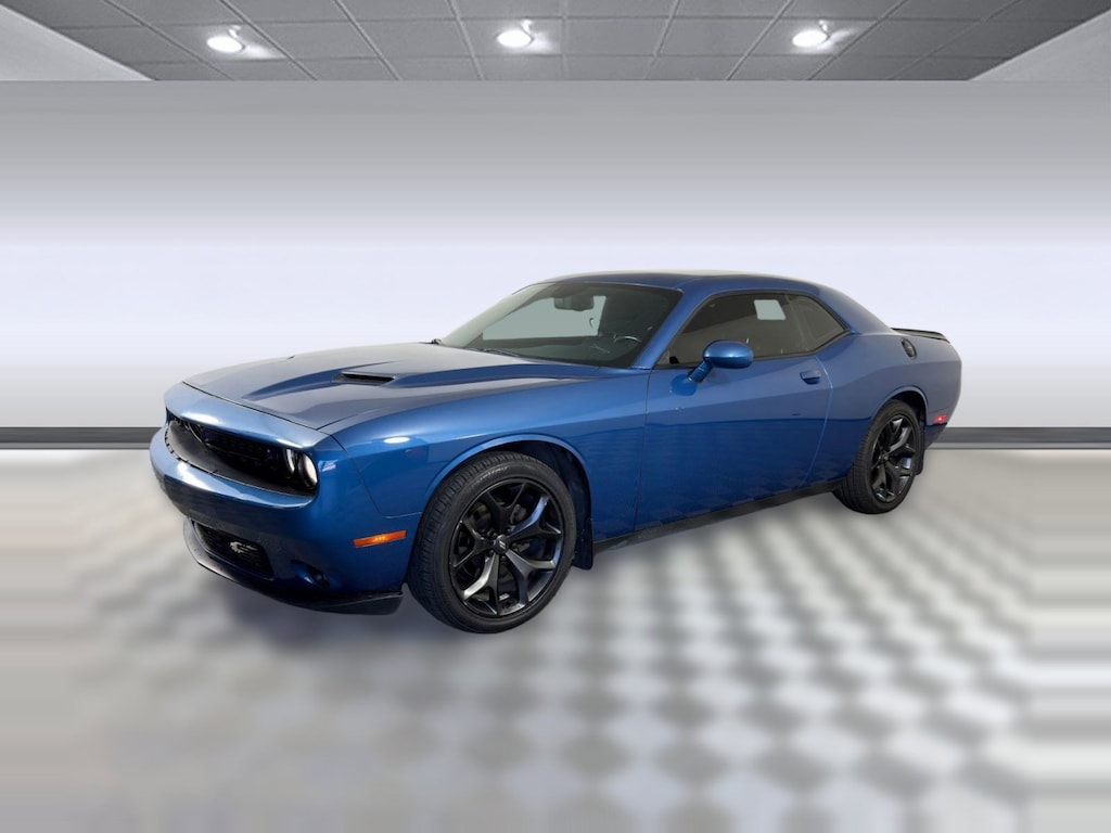 Used 2020 Dodge Challenger SXT Coupe
