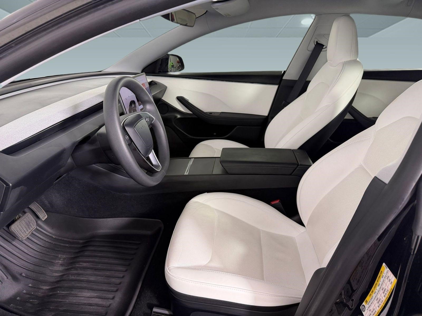 Model 3 Long Range Sedan