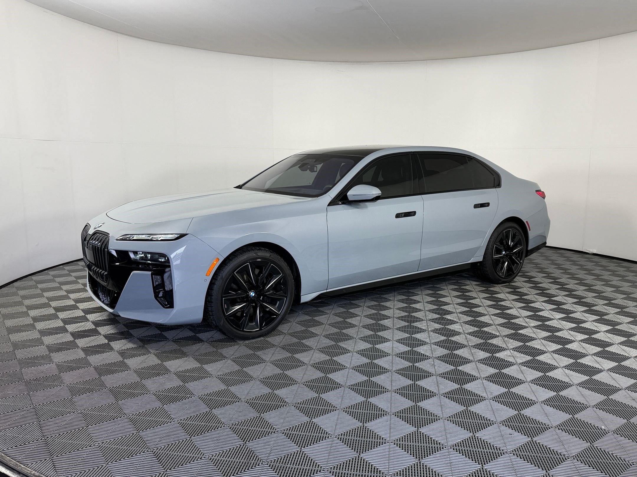 7 Series 760i XDrive Sedan