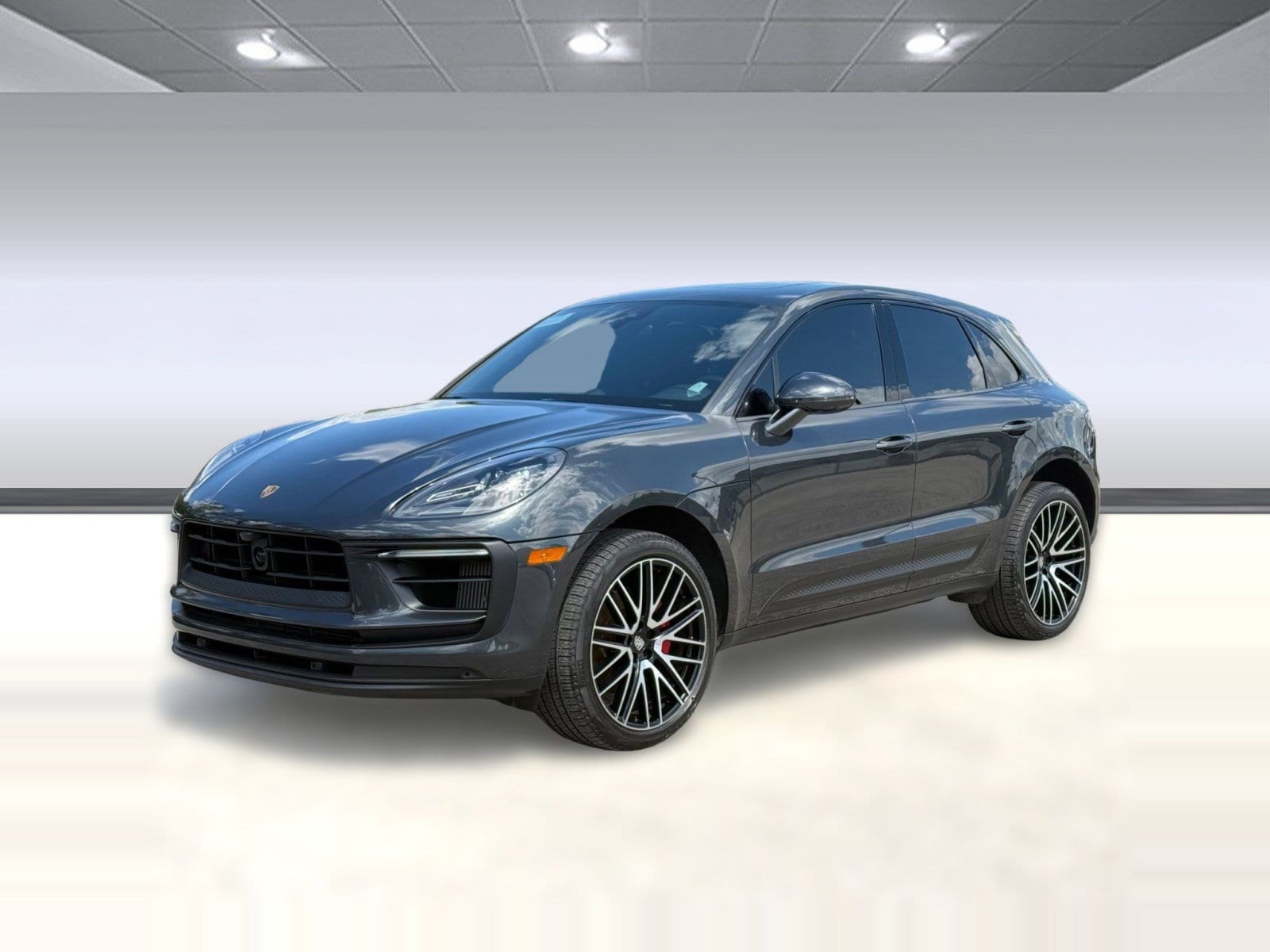 2024 Porsche Macan S's photo