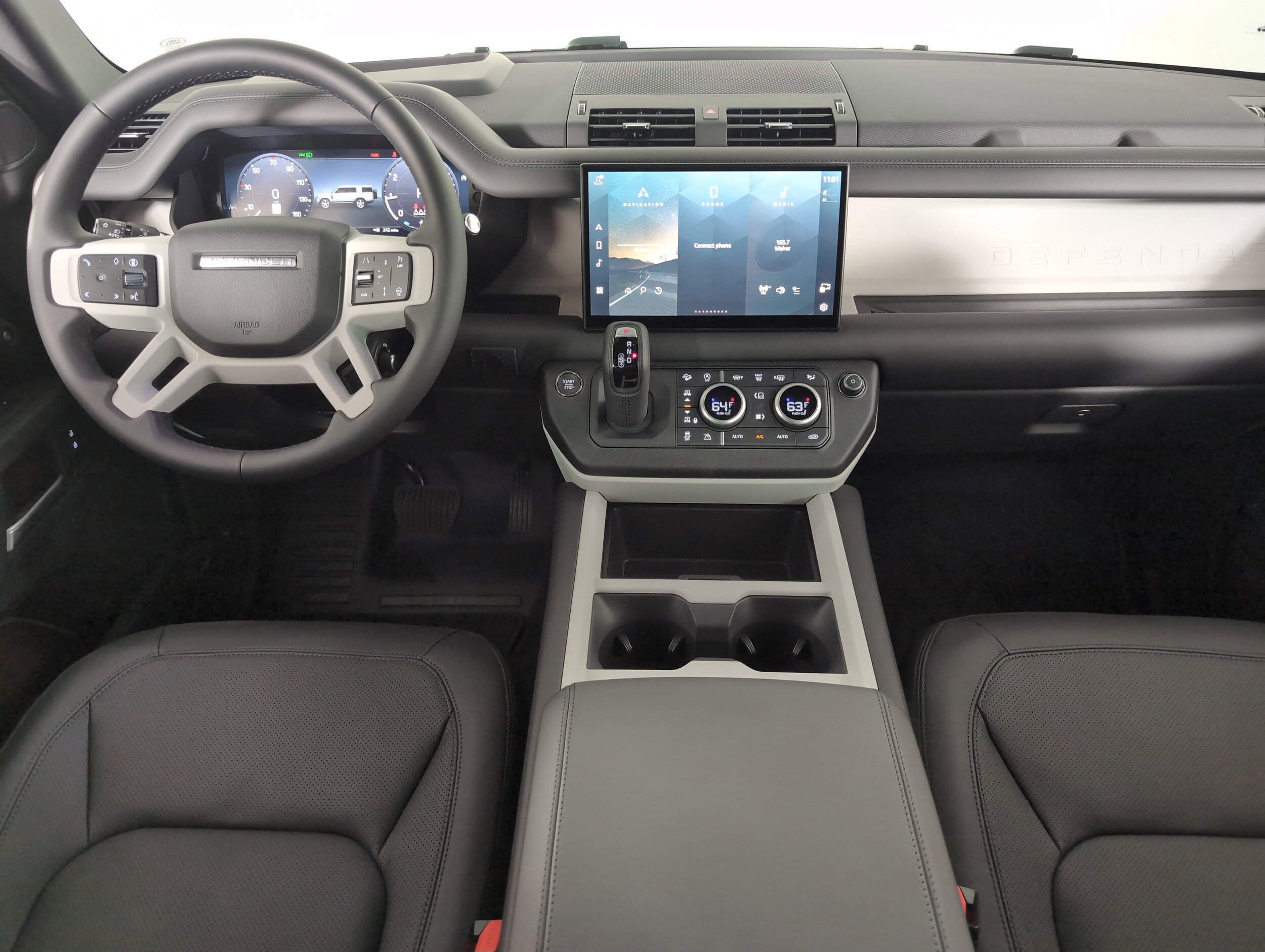 2025 Land Rover Defender 130 X-Dynamic SE photo 4