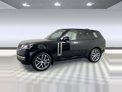 2025 Land Rover Range Rover P530 SE SUV