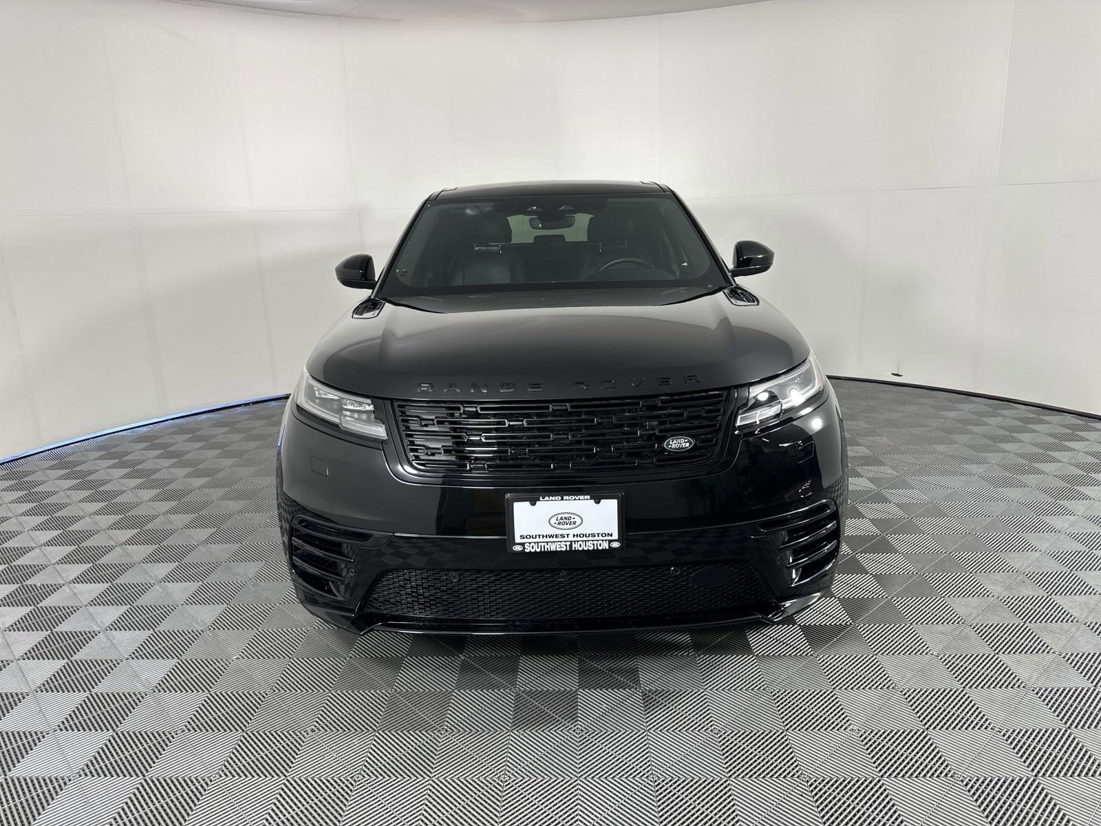 Certified 2024 Land Rover Range Rover Velar Dynamic SE with VIN SALYL2EX9RA373114 for sale in Houston, TX