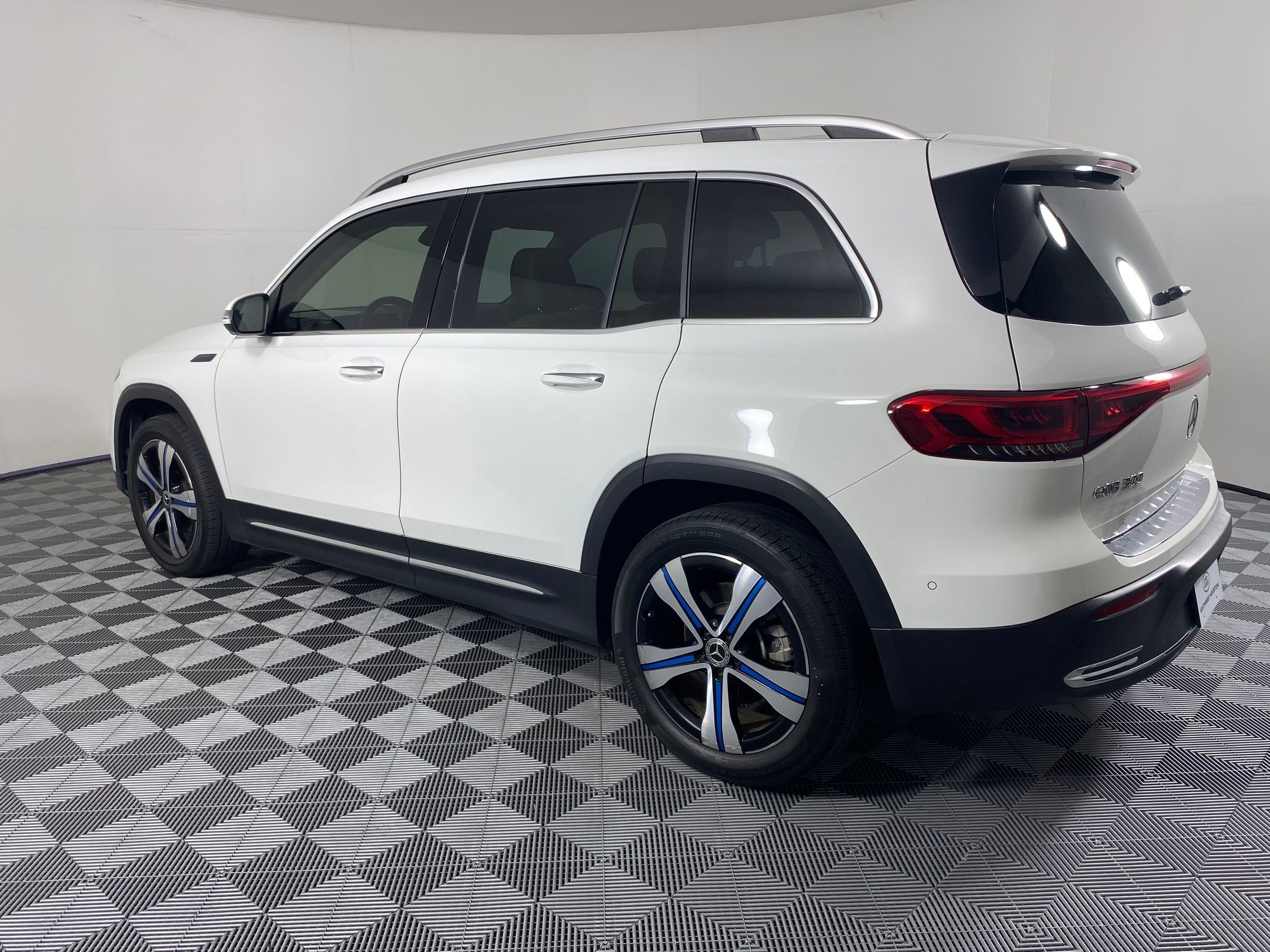 Used 2022 Mercedes-Benz EQB Base with VIN W1N9M0KB4NN007840 for sale in Houston, TX